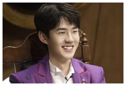 娱乐圈明星集体吃瓜图片,揭秘幕后真相！