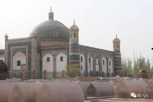 新疆人住宫殿娱乐吃瓜,一场别开生面的生活画卷